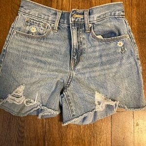 Old Navy daisy embroidered cut off jean shorts